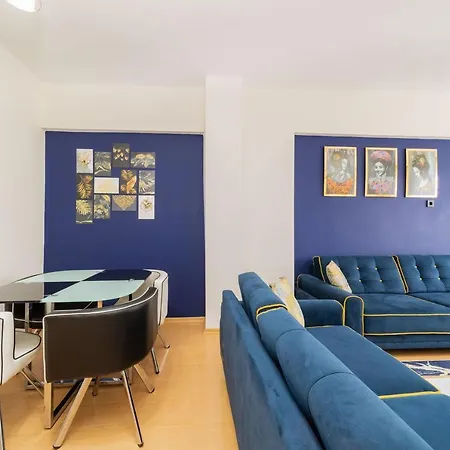 Apartment In Muratpasa